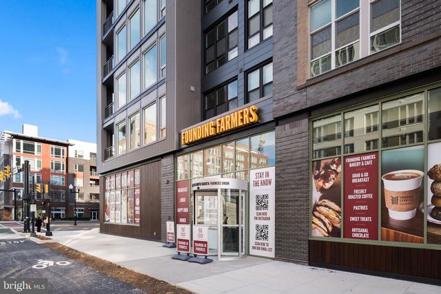 2104 MAIN LINE BLVD, Alexandria, VA 22301