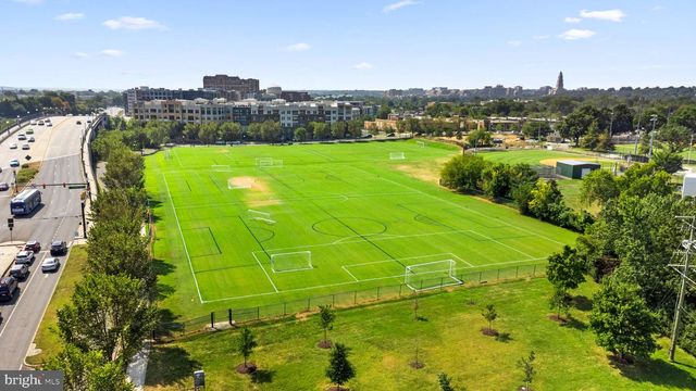 2104 MAIN LINE BLVD, Alexandria, VA 22301