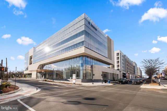 2104 MAIN LINE BLVD, Alexandria, VA 22301