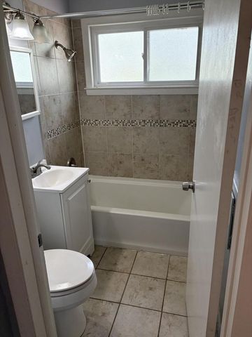 8134 Herbert AVENUE, Milwaukee, WI 53218
