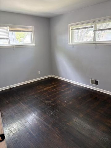8134 Herbert AVENUE, Milwaukee, WI 53218