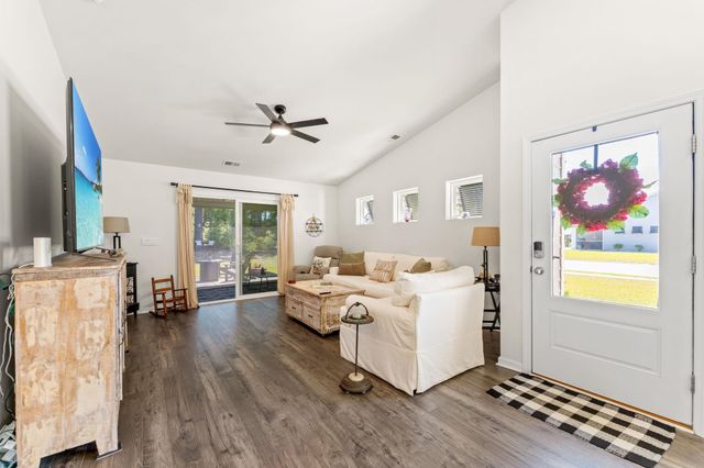 1572 Jardine Loop, Little River, SC 29566