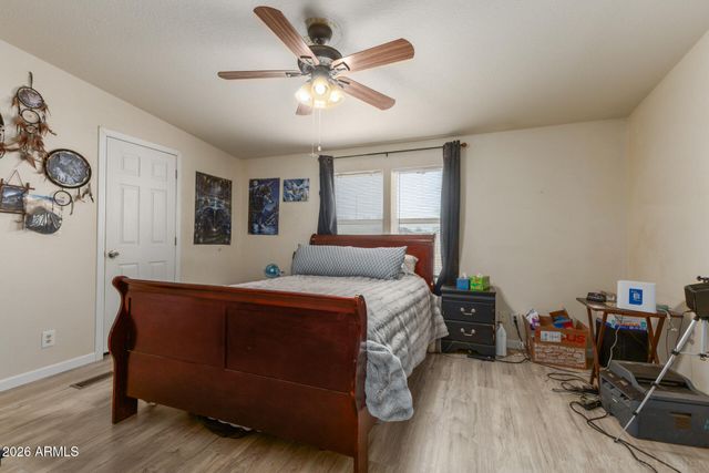 7613 E FLOSSMOOR Avenue, Mesa, AZ 85208