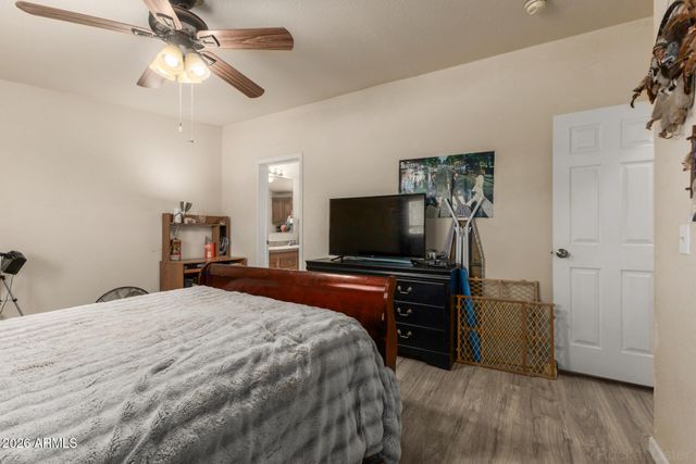 7613 E FLOSSMOOR Avenue, Mesa, AZ 85208