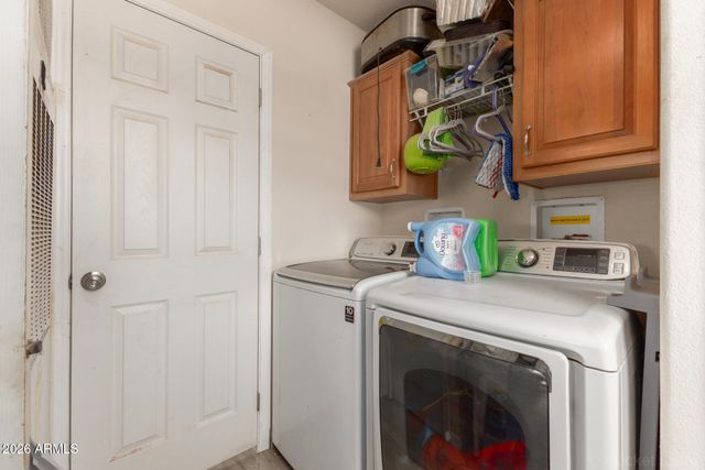 7613 E FLOSSMOOR Avenue, Mesa, AZ 85208