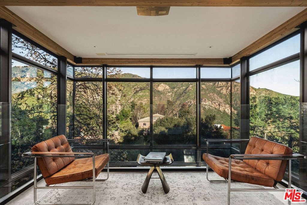 Image 19 of property listing at 2315 Live Oak Meadows Road, Malibu, CA 90265