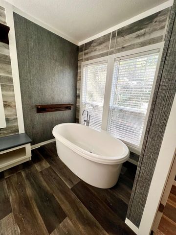 24638 Shady Oaks Boulevard, Montgomery, TX 77316