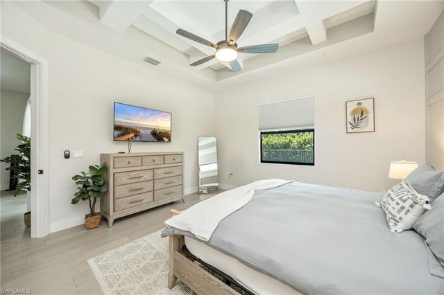 3552 Hibiscus AVE, Naples, FL 34104