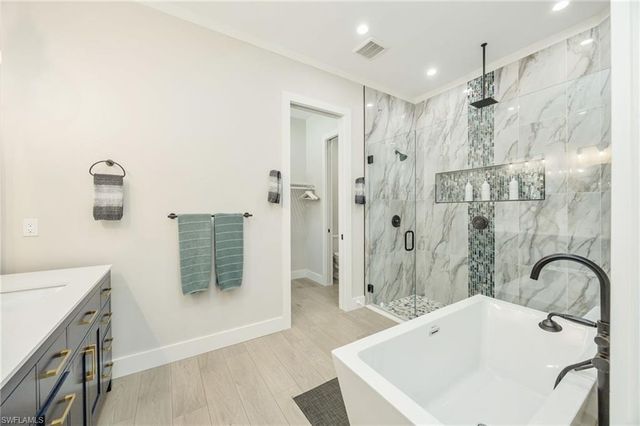 3552 Hibiscus AVE, Naples, FL 34104
