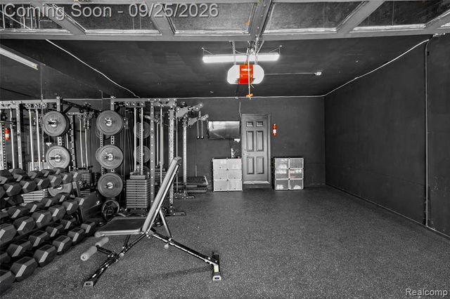29510 Lyndon Street, Livonia, MI 48154