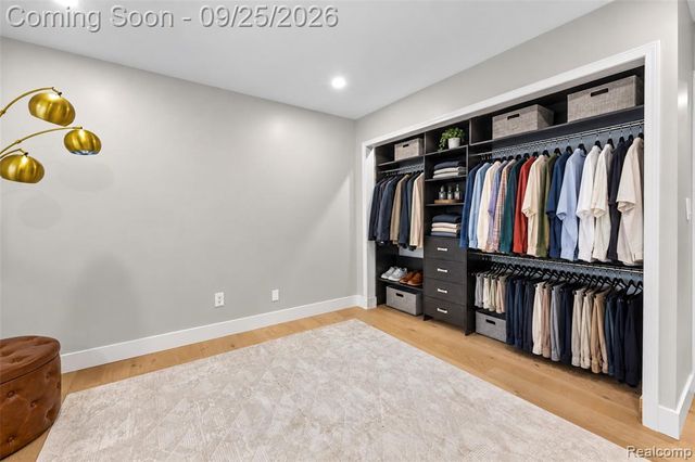 29510 Lyndon Street, Livonia, MI 48154