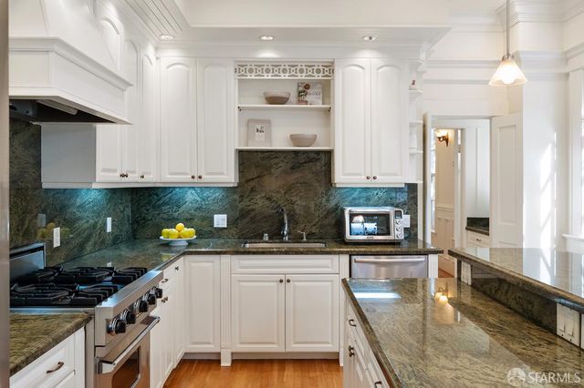 1705 Gough Street, San Francisco, CA 94109