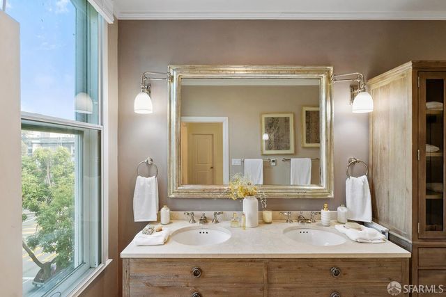 1705 Gough Street, San Francisco, CA 94109