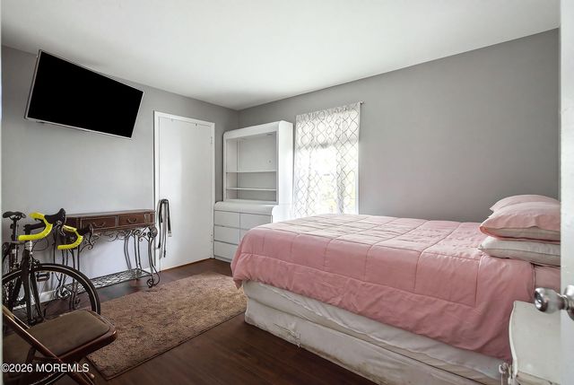 711 Zlotkin Circle 6, Freehold, NJ 07728