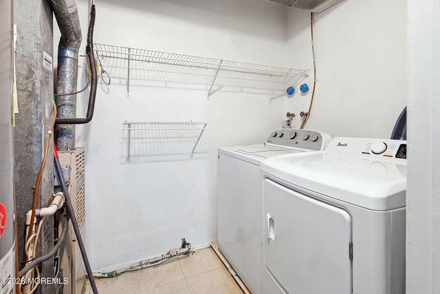 711 Zlotkin Circle 6, Freehold, NJ 07728