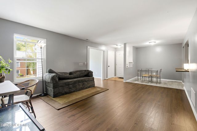 711 Zlotkin Circle 6, Freehold, NJ 07728