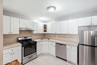 711 Zlotkin Circle 6, Freehold, NJ 07728