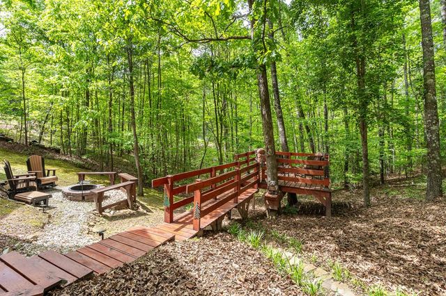 9 Settlers Crossing Way, Murphy, NC 28906