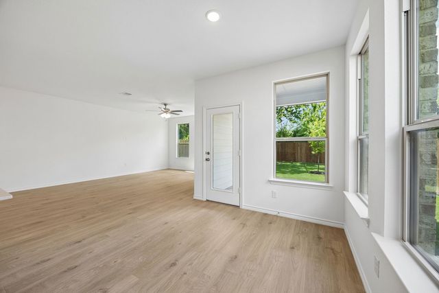 504-506 Trailhead Lane, Denton, TX 76205