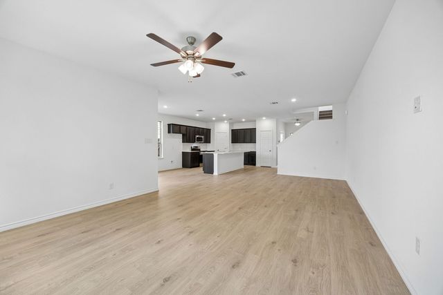 504-506 Trailhead Lane, Denton, TX 76205