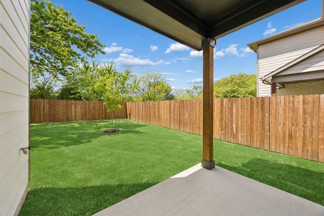 504-506 Trailhead Lane, Denton, TX 76205