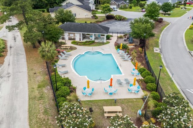 181 Ridge Point Dr., Conway, SC 29526