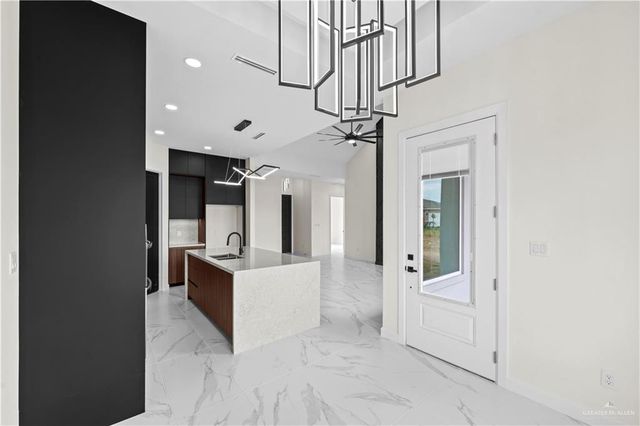 904 39th Street, San Juan, TX 78589