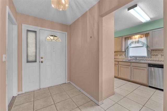 2244 SILVER LAKES DRIVE N, Lakeland, FL 33810