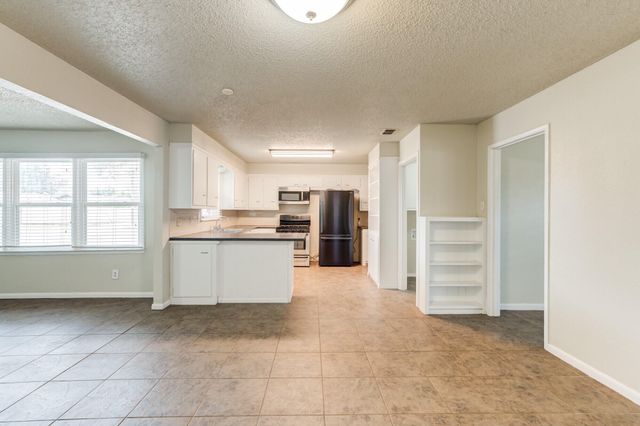 5017 46th Street, Lubbock, TX 79414