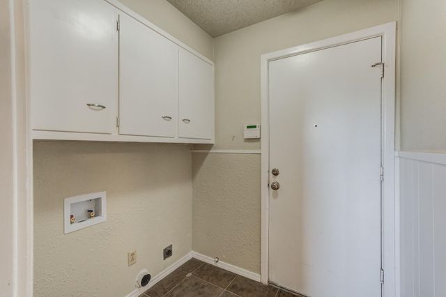 5017 46th Street, Lubbock, TX 79414