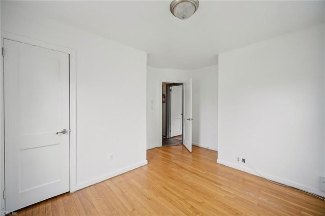 125 Cambridge PL, Hampton, VA 23669