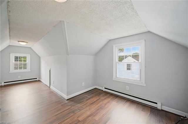 125 Cambridge PL, Hampton, VA 23669