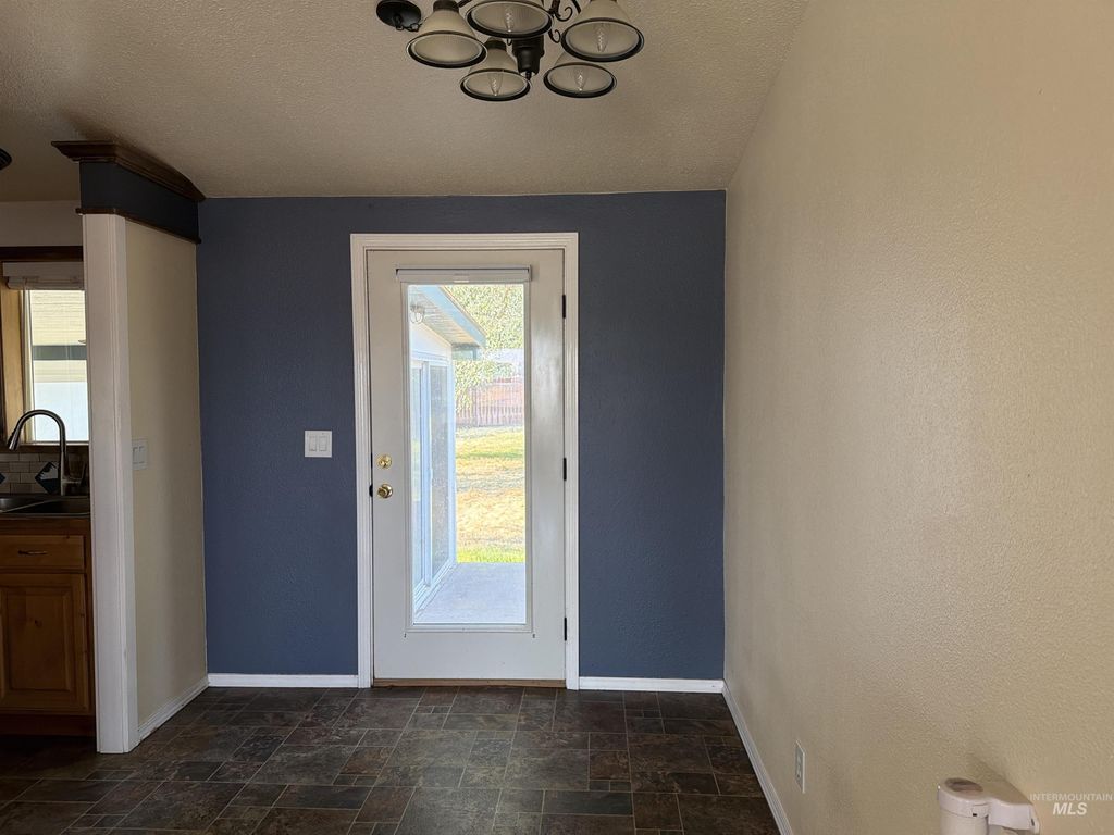 4228 Happy Valley Rd, Nampa, ID 83686 photo 5