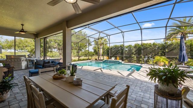 4008 PINNACLE PLACE COURT, Lady Lake, FL 32159
