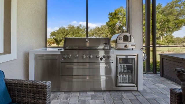 4008 PINNACLE PLACE COURT, Lady Lake, FL 32159