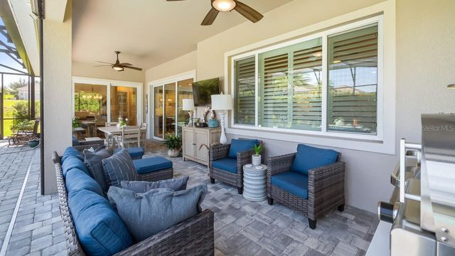 4008 PINNACLE PLACE COURT, Lady Lake, FL 32159