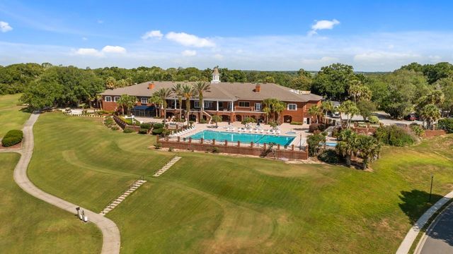 4008 PINNACLE PLACE COURT, Lady Lake, FL 32159