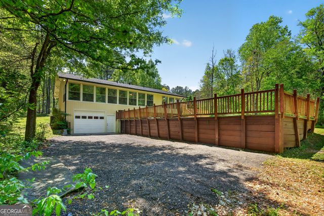 208 Thompson Road, Tyrone, GA 30290