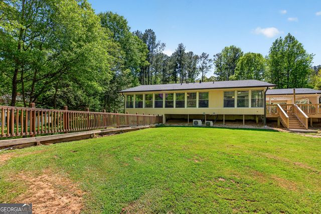 208 Thompson Road, Tyrone, GA 30290