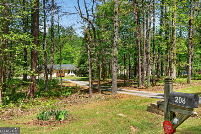 208 Thompson Road, Tyrone, GA 30290