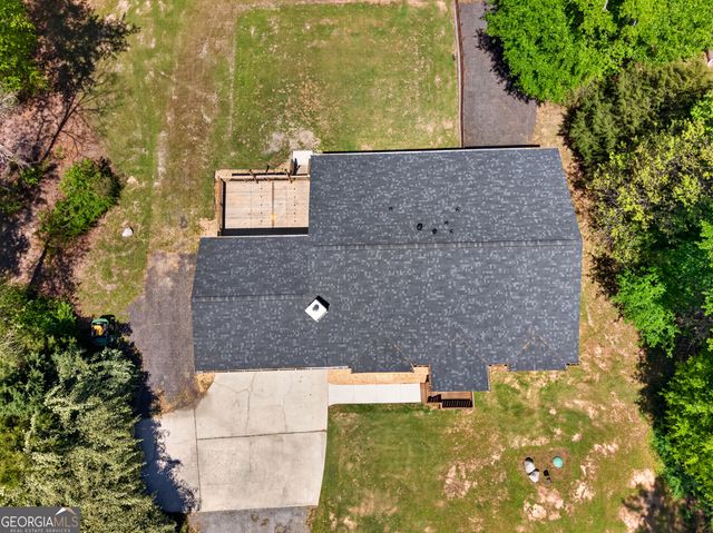 208 Thompson Road, Tyrone, GA 30290