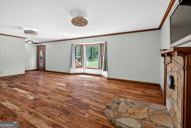 208 Thompson Road, Tyrone, GA 30290
