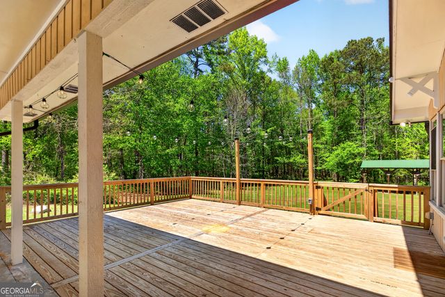 208 Thompson Road, Tyrone, GA 30290