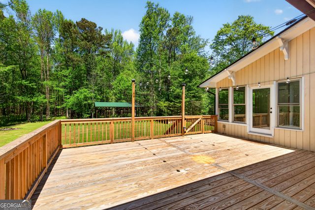 208 Thompson Road, Tyrone, GA 30290