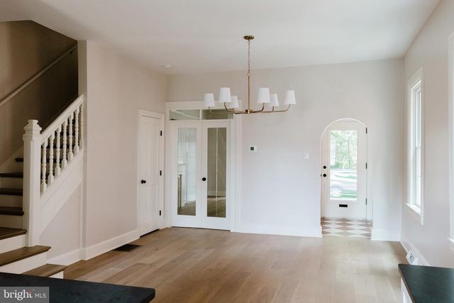522 W JAMES ST, Lancaster, PA 17603