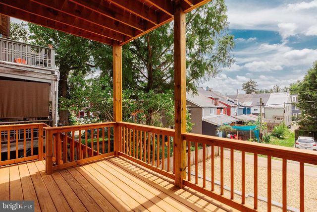 522 W JAMES ST, Lancaster, PA 17603