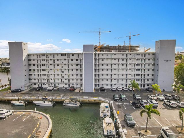 1536 SE 15th Court 310, Deerfield Beach, FL 33441