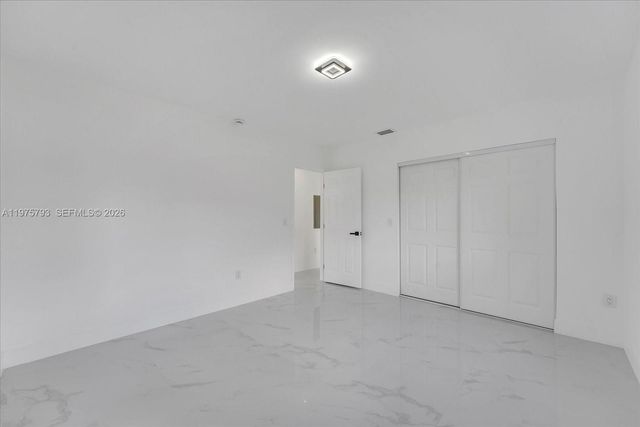 910 NW 133rd St, North Miami, FL 33168