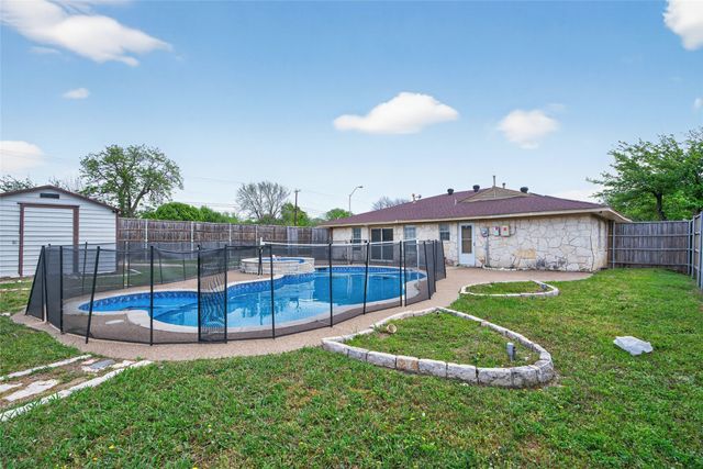 4133 Sherwood Drive, Mesquite, TX 75150