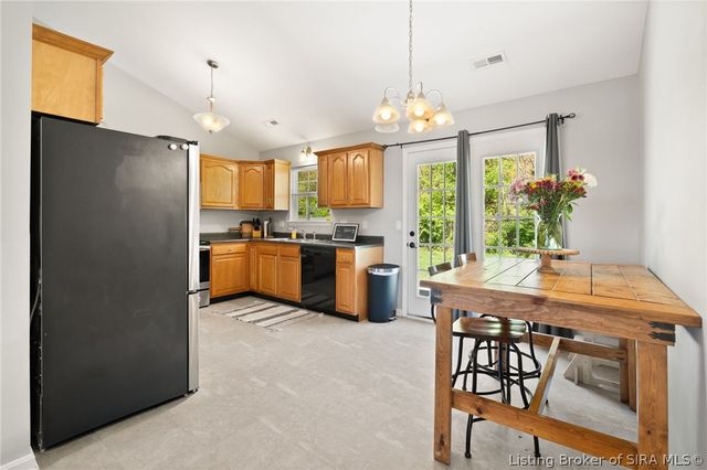 12014 Timberfield Court, Sellersburg, IN 47172